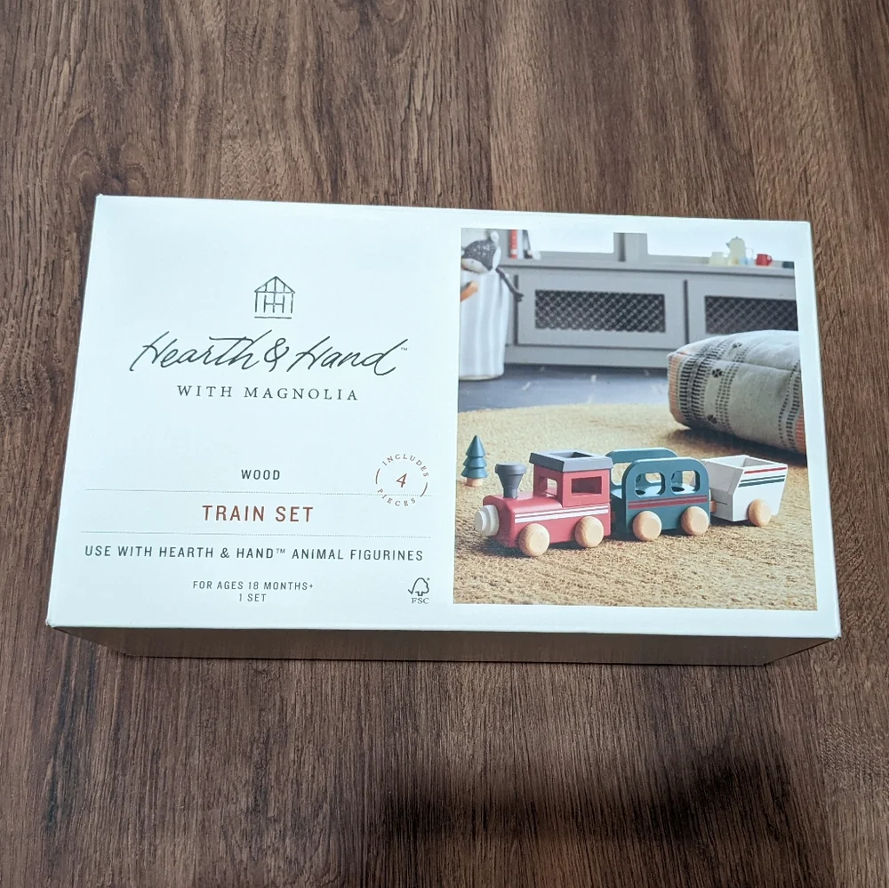 Hearth and hand train set